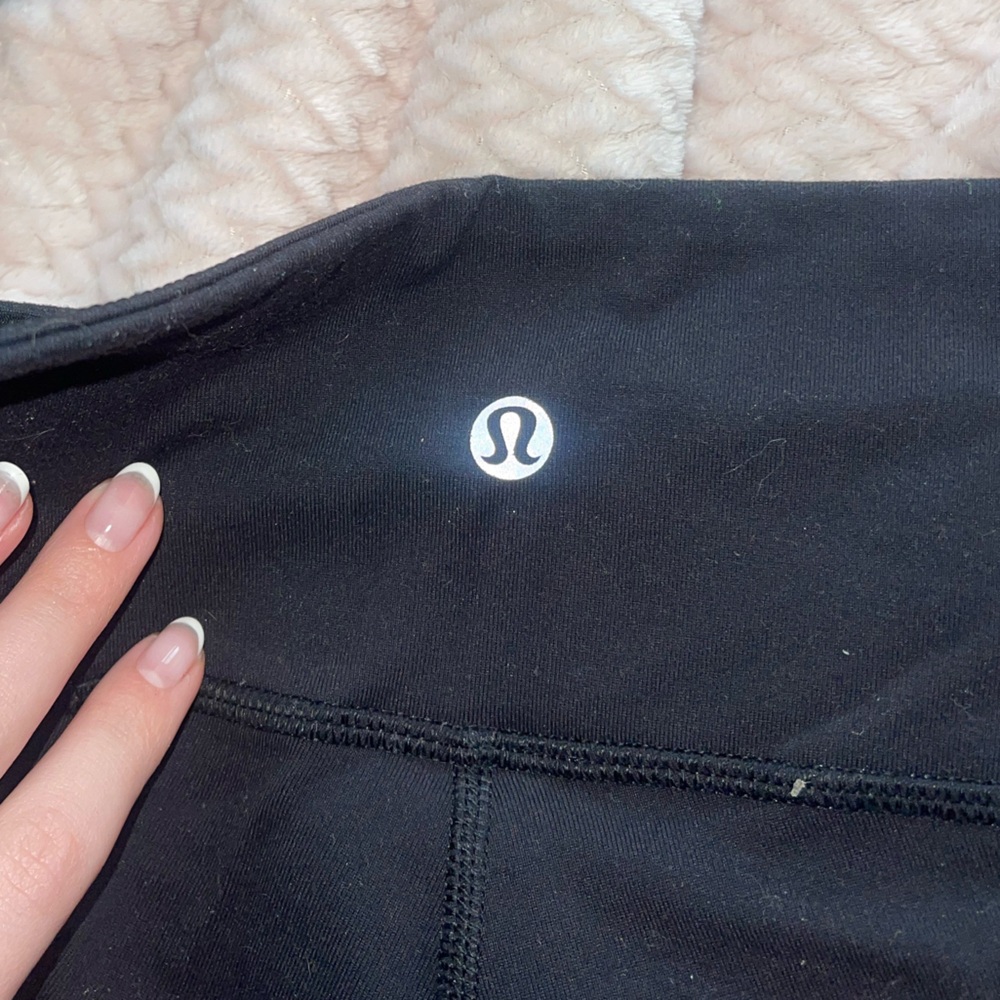 Your Basic Lulu Aligns!! In Great Condition - image 3